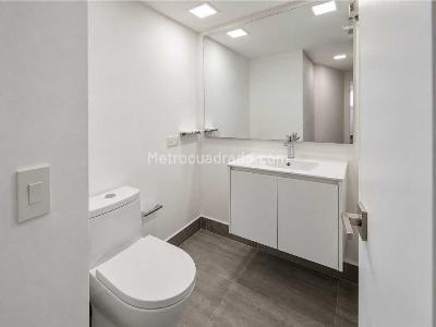 Apartamento de 3 alcobas en venta en Suroriente, Sabaneta, 207 m² · foto 16 de 19