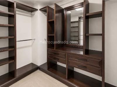 Apartamento de 3 alcobas en venta en Suroriente, Sabaneta, 207 m² · foto 17 de 19