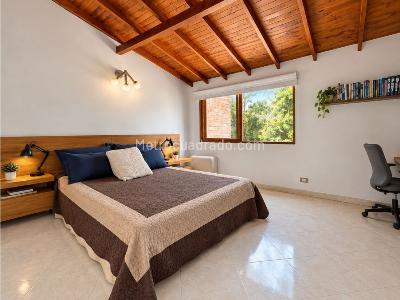 Casa de 4 alcobas en venta en Suroriente, Envigado, 226 m² · foto 10 de 14