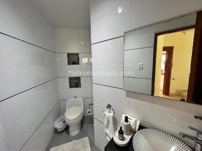 Casa de 4 alcobas en venta en Villa Santos, Barranquilla, 515 m² · foto 8 de 20