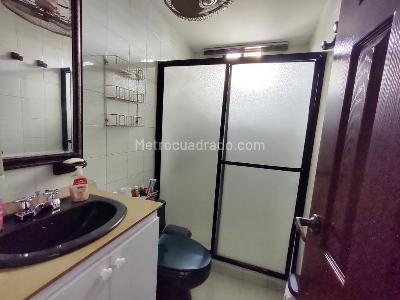 Apartamento de 3 alcobas en venta en Altos De Riomar, Barranquilla, 135 m² · foto 9 de 12