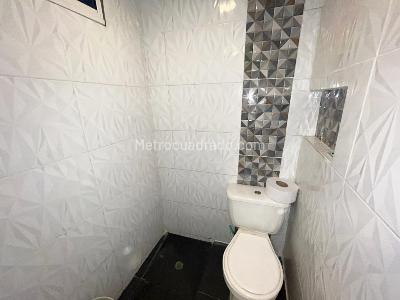 Casa de 5 alcobas en venta en Kennedy, Barranquilla, 340 m² · foto 12 de 20