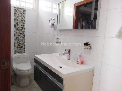 Casa de 4 alcobas en venta en Paraiso, Barranquilla, 400 m² · foto 17 de 20