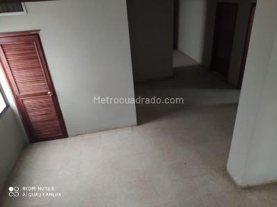 Casa de 5 alcobas en venta en Altos Del Prado (Norte), Barranquilla, 285 m² · foto 13 de 20