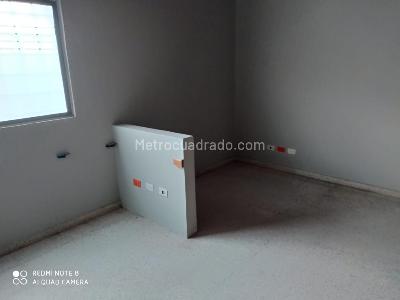 Casa de 5 alcobas en venta en Altos Del Prado (Norte), Barranquilla, 285 m² · foto 17 de 20