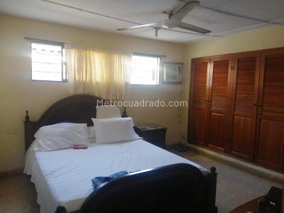 Casa de 3 alcobas en venta en La Concepcion, Barranquilla, 487 m² · foto 16 de 20