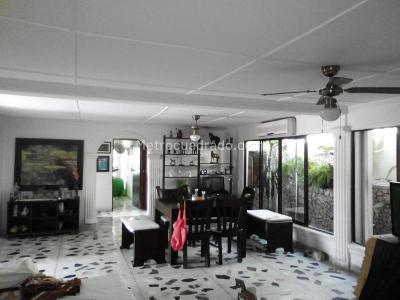 Casa en venta en Paraiso, Barranquilla · foto 2 de 17