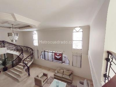 Casa de 5 alcobas en venta en Altos De Riomar, Barranquilla, 550 m² · foto 3 de 20