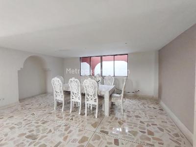 Casa de 5 alcobas en venta en Altos De Riomar, Barranquilla, 550 m² · foto 18 de 20