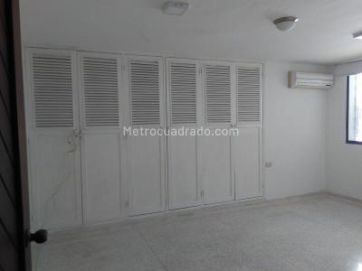 Casa de 4 alcobas en venta en Riomar, Barranquilla, 323 m² · foto 10 de 18
