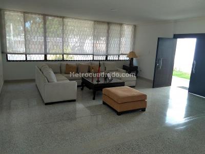 Casa de 4 alcobas en venta en Riomar, Barranquilla, 323 m² · foto 2 de 18