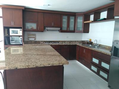 Casa de 4 alcobas en venta en Riomar, Barranquilla, 323 m² · foto 6 de 18