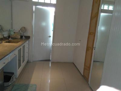 Apartamento de 3 alcobas en venta en Alto Prado, Barranquilla, 238 m² · foto 10 de 12