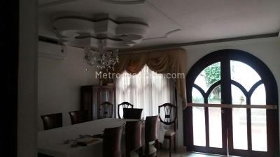Casa de 5 alcobas en venta en San Vicente, Barranquilla, 425 m² · foto 5 de 14