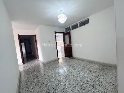 Apartamento de 3 alcobas en venta en Alto Prado, Barranquilla, 253 m² · foto 16 de 20