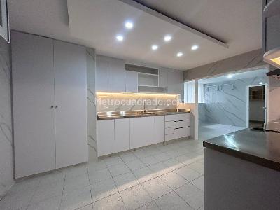 Apartamento de 3 alcobas en venta en Alto Prado, Barranquilla, 253 m² · foto 17 de 20