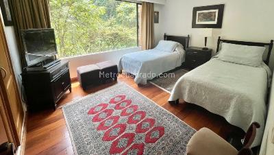 Apartamento de 3 alcobas en venta en Los Rosales Emaus, Bogotá, 231 m² · foto 15 de 20