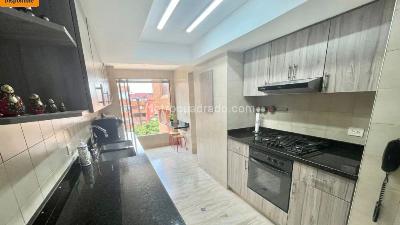 Apartamento de 3 alcobas en venta en Los Rosales Emaus, Bogotá, 231 m² · foto 5 de 20