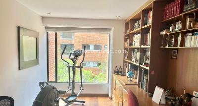 Apartamento de 3 alcobas en venta en Los Rosales Emaus, Bogotá, 231 m² · foto 9 de 20