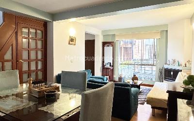 Casa de 4 alcobas en venta en Parque Lagartos, Bogotá, 122 m² · foto 2 de 18