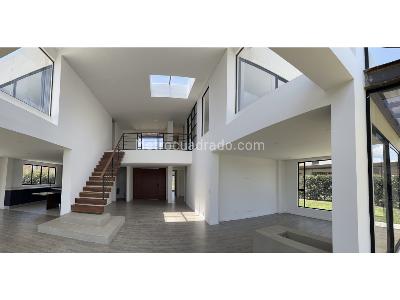 Casa de 5 alcobas en venta en Autonorte, Chía, 420 m² · foto 3 de 20
