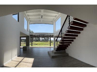 Casa de 5 alcobas en venta en Autonorte, Chía, 420 m² · foto 10 de 20