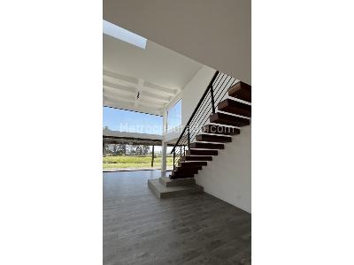 Casa de 5 alcobas en venta en Autonorte, Chía, 420 m² · foto 18 de 20
