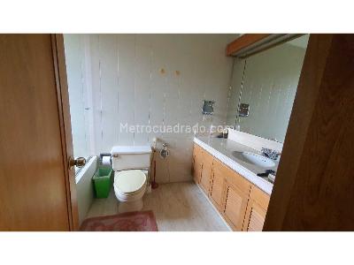 Apartamento en venta en Los Rosales, Bogotá · foto 17 de 20