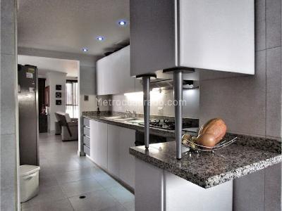 Apartamento en venta en El Rodadero, Santa Marta · foto 2 de 20