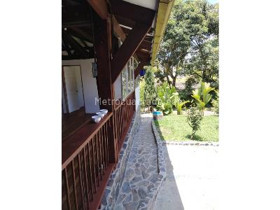 Casa de 5 alcobas en venta en Armenia, Armenia, 650 m² · foto 4 de 12