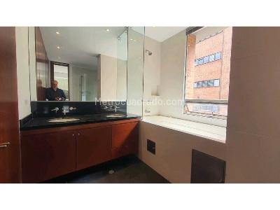 Apartamento en venta en Los Rosales, Bogotá · foto 16 de 20
