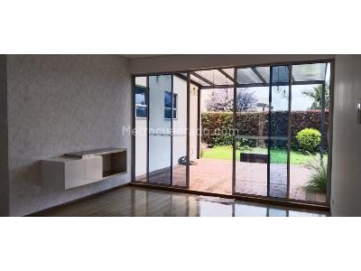 Casa de 3 alcobas en venta en Cajica, Cajicá, 603 m² · foto 2 de 20
