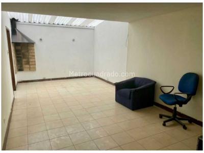 Casa de 4 alcobas en venta en Niza, Bogotá, 337 m² · foto 5 de 20