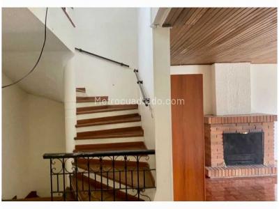 Casa de 4 alcobas en venta en Niza, Bogotá, 337 m² · foto 9 de 20