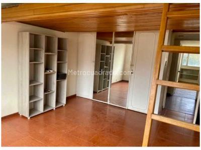 Casa de 4 alcobas en venta en Niza, Bogotá, 337 m² · foto 14 de 20