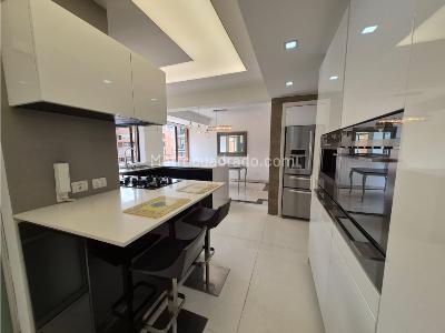 Apartamento de 2 alcobas en arriendo en Nororiental, Bogotá, 128 m² · foto 4 de 14