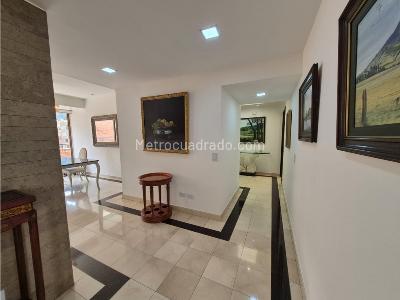 Apartamento de 2 alcobas en arriendo en Nororiental, Bogotá, 128 m² · foto 5 de 14