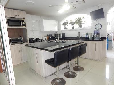Casa de 4 alcobas en venta en Villa Santos, Barranquilla, 623 m² · foto 11 de 20