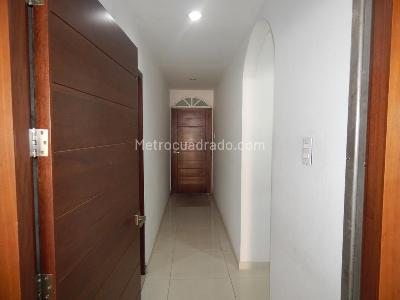 Casa de 4 alcobas en venta en Villa Santos, Barranquilla, 623 m² · foto 3 de 20