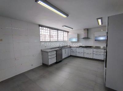 Apartamento de 4 alcobas en venta en Altos Del Prado, Barranquilla, 270 m² · foto 9 de 19