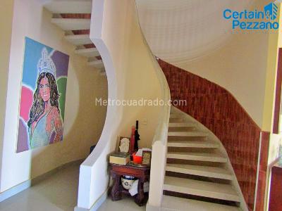 Casa en venta en Ciudad Jardin, Barranquilla · foto 3 de 10