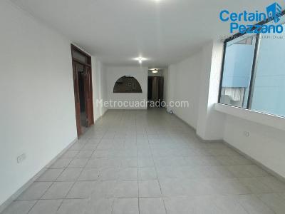 Apartamento de 3 alcobas en venta en Altos De Riomar, Barranquilla, 103 m² · foto 2 de 11