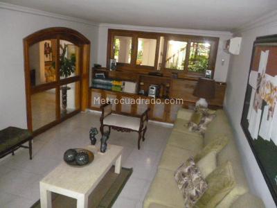 Casa de 4 alcobas en venta en San Vicente, Barranquilla, 600 m² · foto 4 de 16