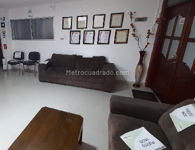 Casa de 4 alcobas en venta en Granadillo, Barranquilla, 812 m² · foto 5 de 9