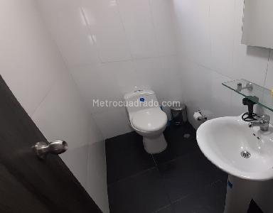 Casa de 4 alcobas en venta en Granadillo, Barranquilla, 812 m² · foto 7 de 9