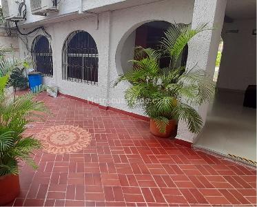 Casa de 4 alcobas en venta en Granadillo, Barranquilla, 812 m² · foto 9 de 9