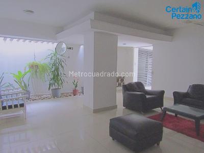 Casa en venta en Ciudad Jardin, Barranquilla · foto 2 de 9