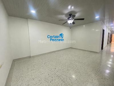 Casa de 3 alcobas en venta en Paraiso, Barranquilla, 190 m² · foto 2 de 19