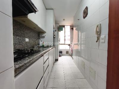Apartamento en venta en Ciudad Salitre Occidental, Bogotá · foto 3 de 19