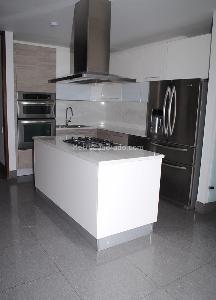 Apartamento de 4 alcobas en venta en Los Rosales Emaus, Bogotá, 270 m² · foto 9 de 20